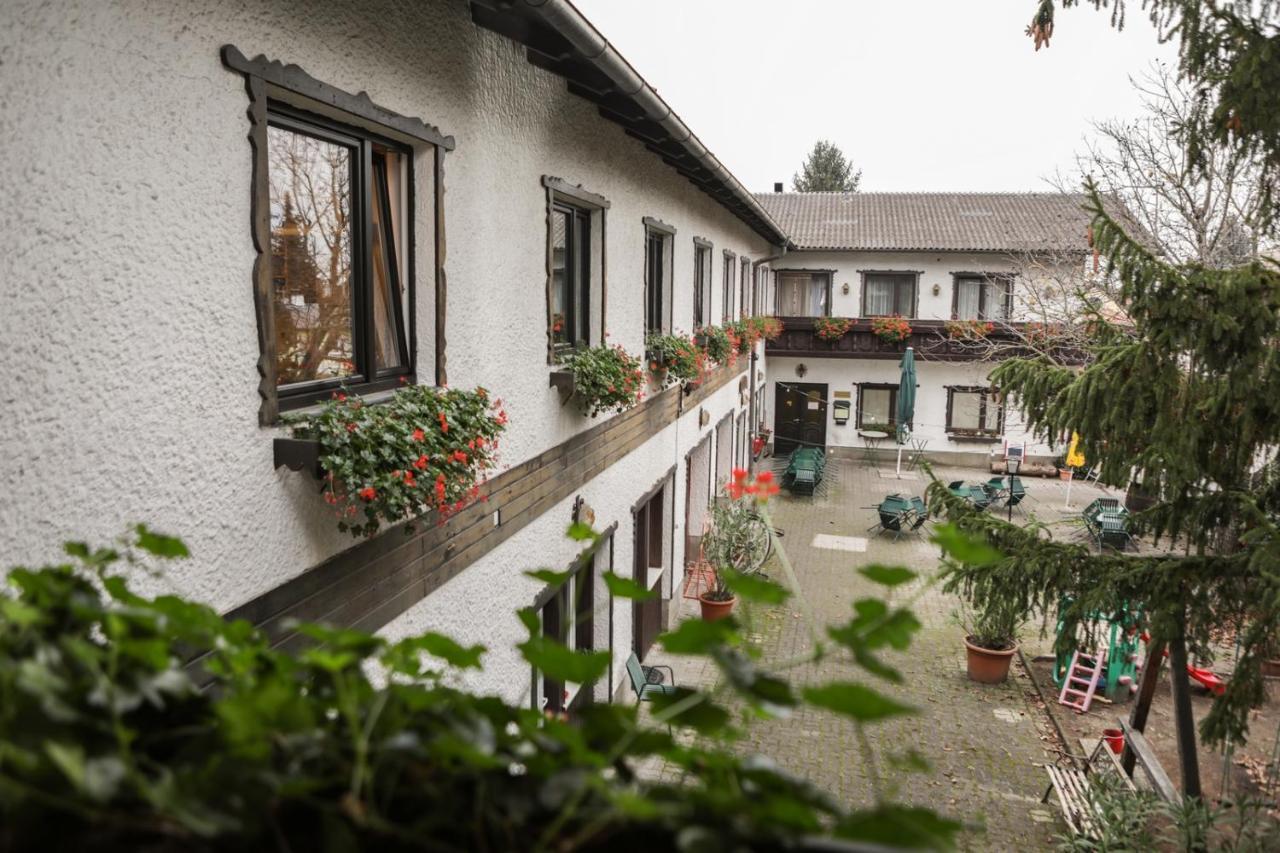 Pension Welserhof Wilfersdorf  Екстериор снимка
