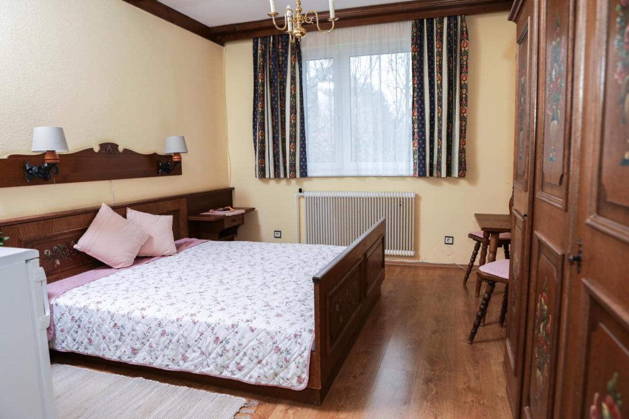 Pension Welserhof Wilfersdorf  Екстериор снимка