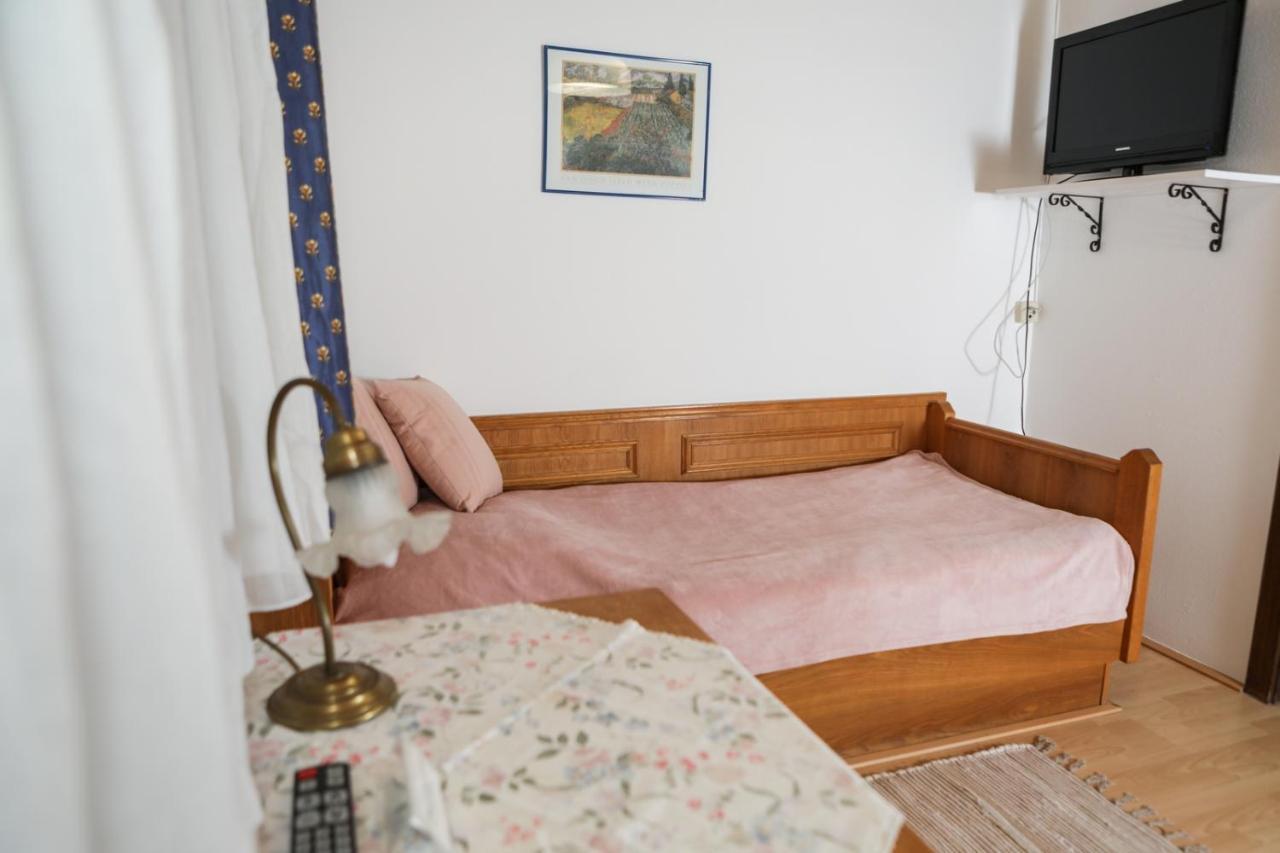 Pension Welserhof Wilfersdorf  Екстериор снимка