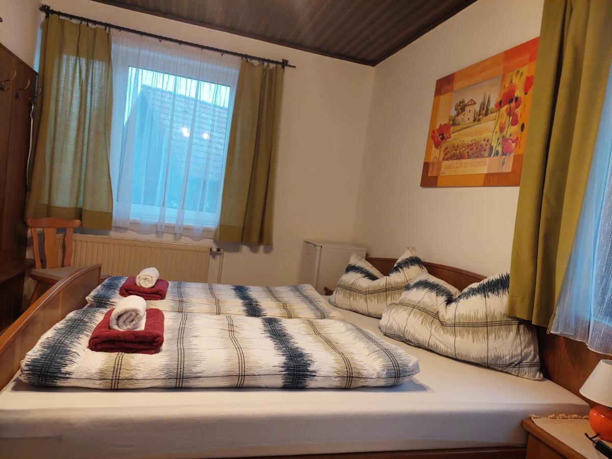Pension Welserhof Wilfersdorf  Екстериор снимка