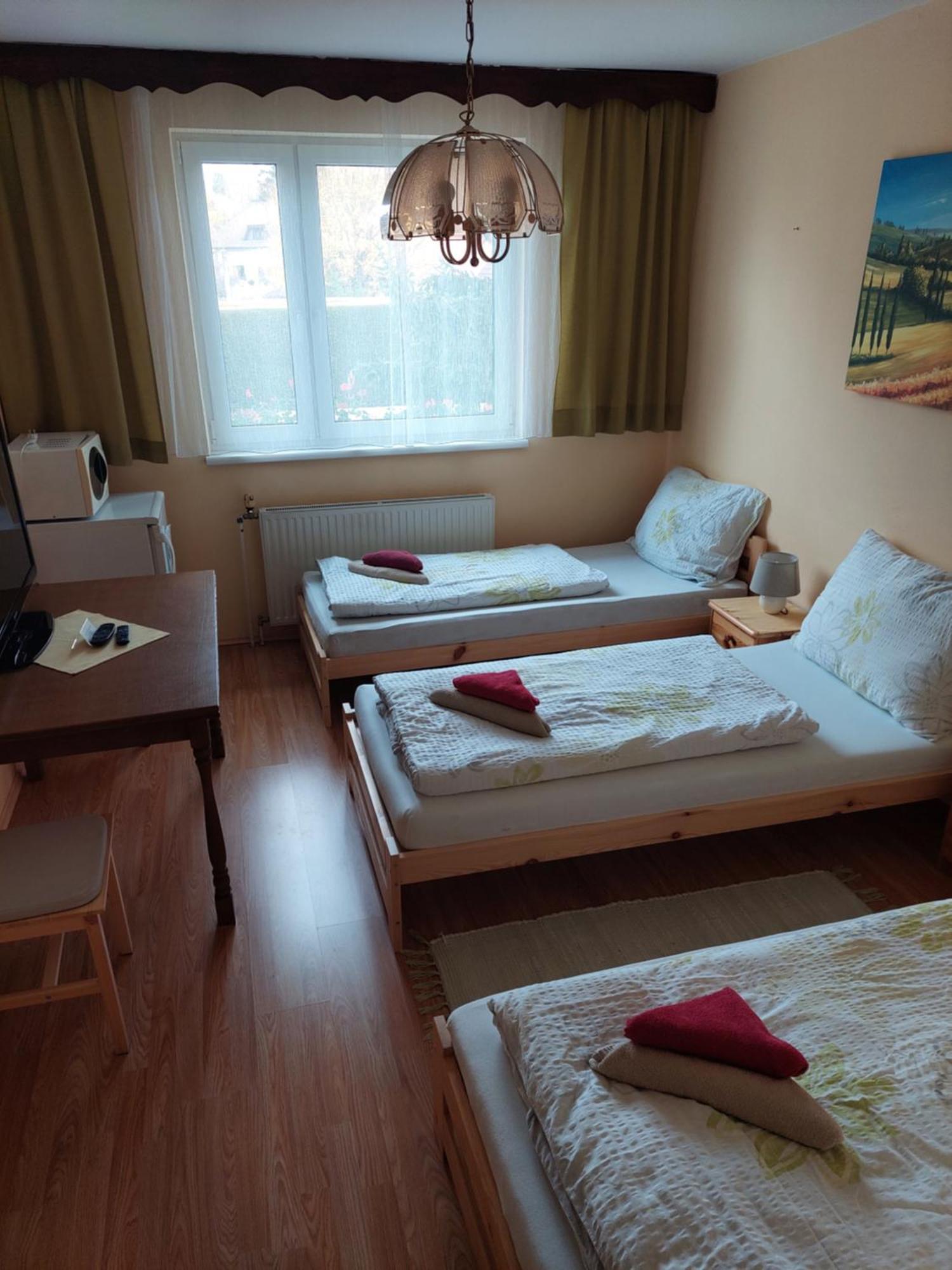 Pension Welserhof Wilfersdorf  Екстериор снимка